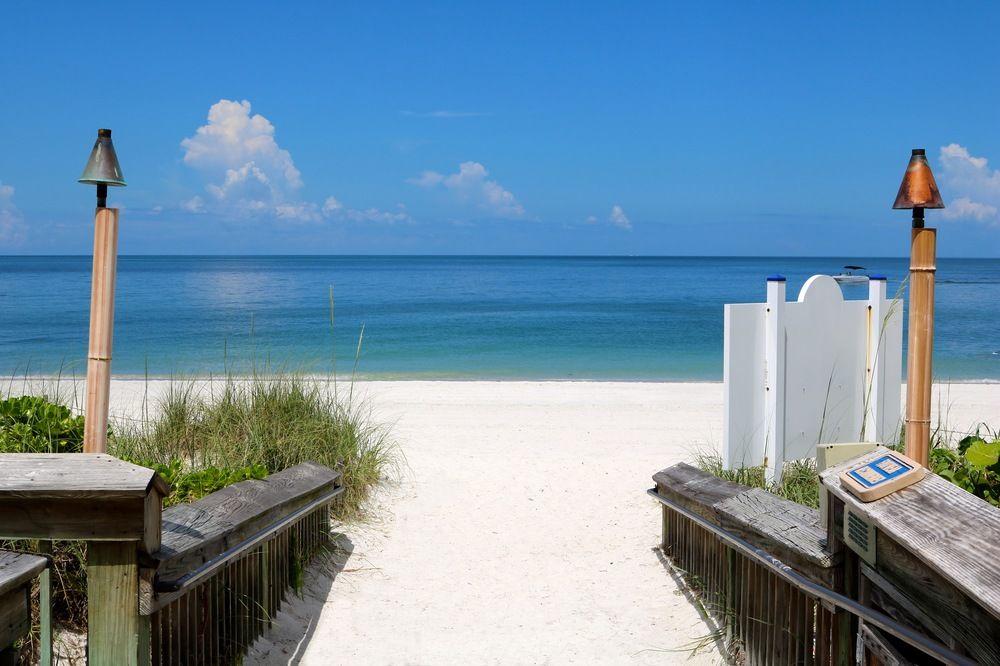 Hotel The Ritz-Carlton Naples Pine Ridge Exterior foto